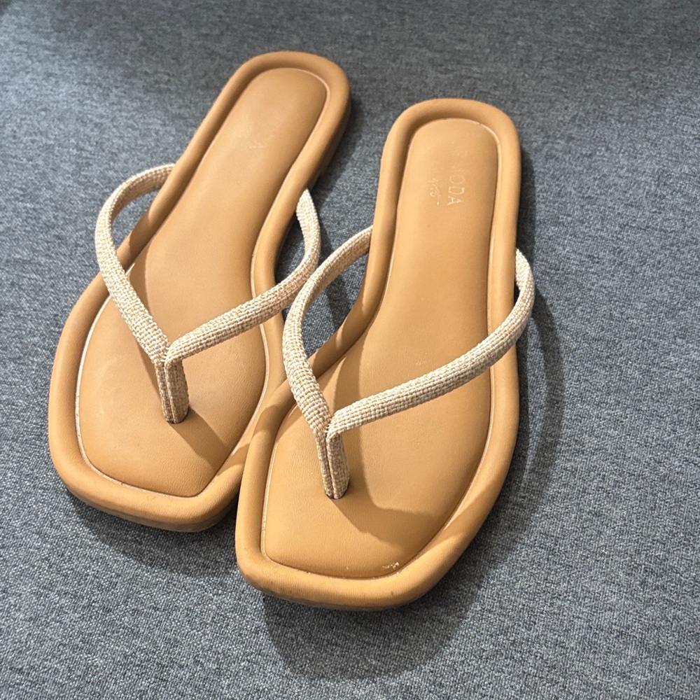 Tan Flip Flop Sandals